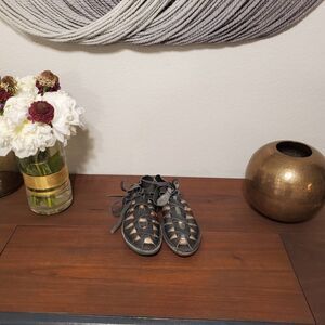Wild Oats Leather Woven Sandals Sz 7